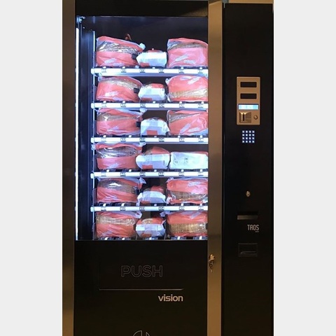 Bread vending machine